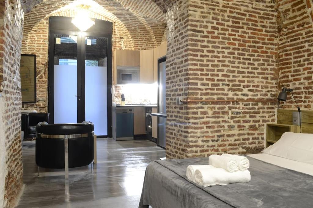 Cozy Loft - Royal Palace Мадрид Экстерьер фото